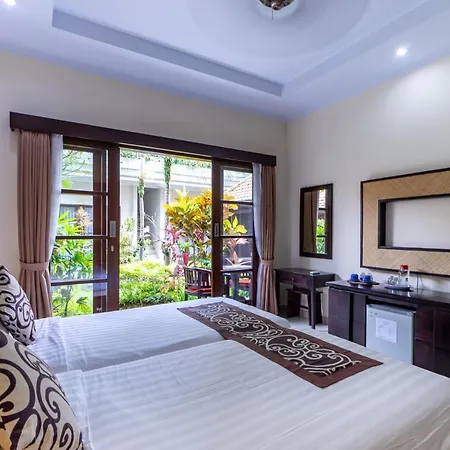 Gatra Ubud Inn Exterior photo